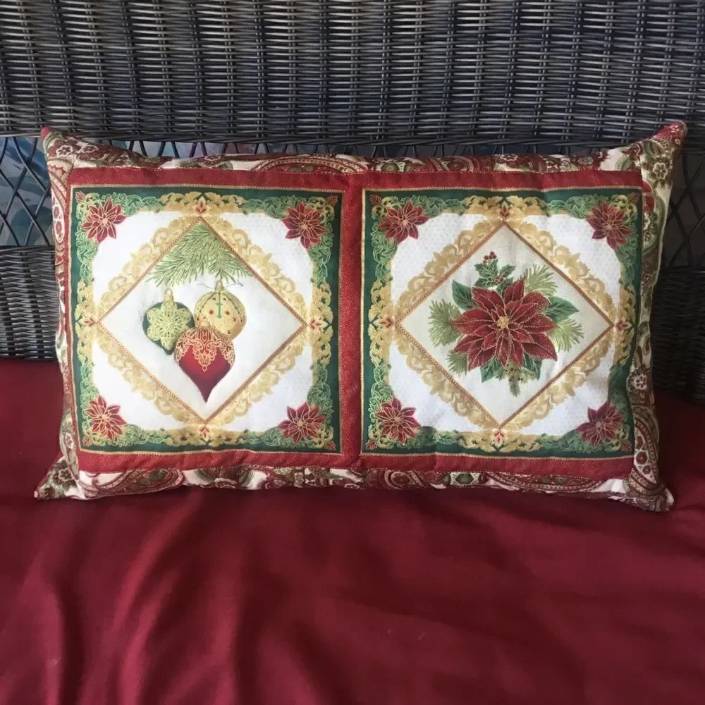 NWT Hand Crafted, Quilted Beautiful Metallic Print Holiday Pillow